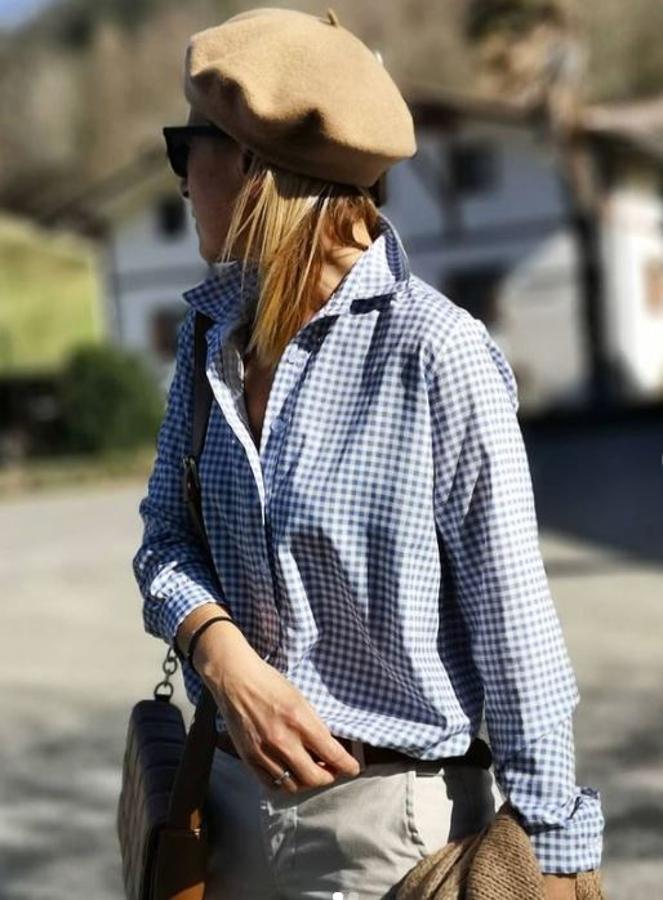 Nagore Zarautz (@elrincondenagore_zarautz). 53.300 seguidores. La reina de los tonos neutros, los looks relajados ¡y los sombreros!