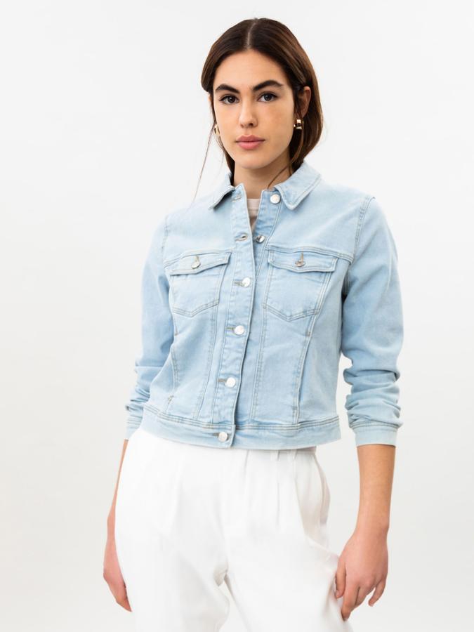 Cazadora vaquera de Lefties, (17,99 euros).