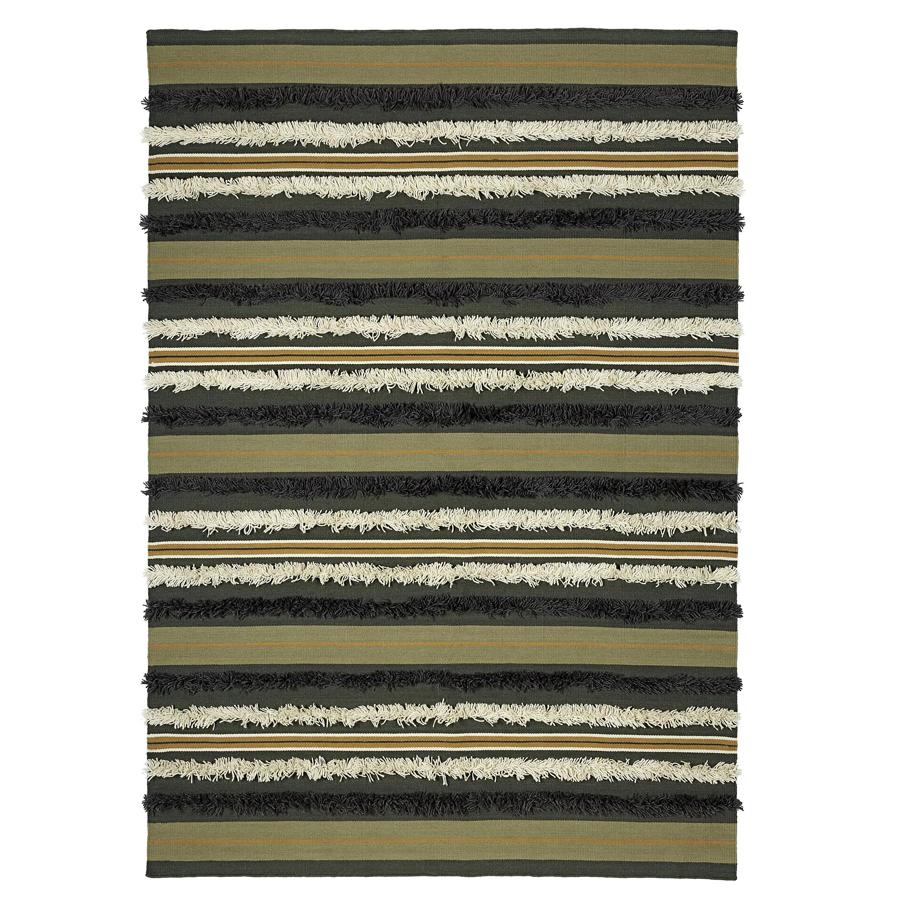 Con estampado de rayas y diferentes tejidos, esta alfombra de 170x240 centímetros ha pasado de 149 euros a 99 euros