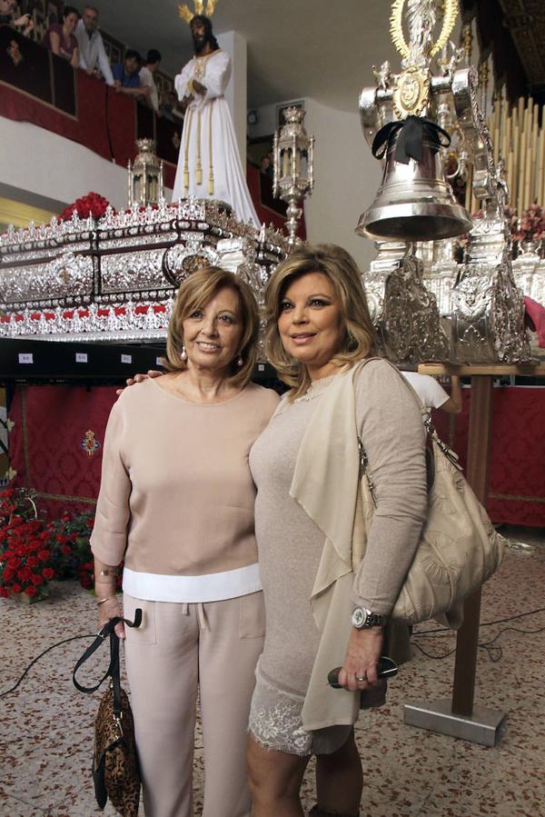 Terelu Campos y María Teresa son fieles a sus creencias y a sus tradiciones. Ninguna de la Campos falla a la Semana Santa en Málaga. Terelu y su familia son fieles devotas a la cofradía de El Jesús el Cautivo.