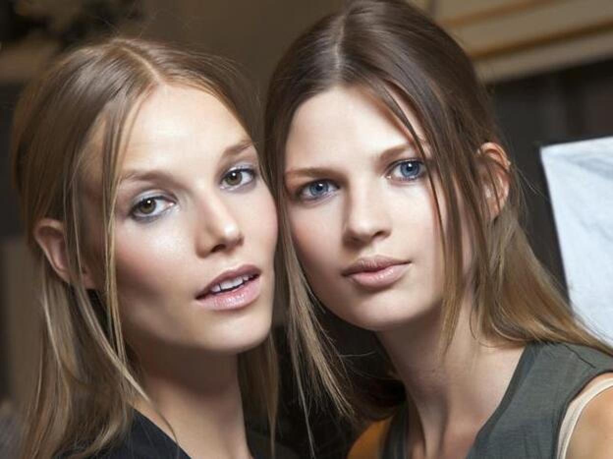 Pincha en la imagen para conocer las mascarillas faciales con las que poder aportar a tu rostro un plus de hidratación y luminosidad