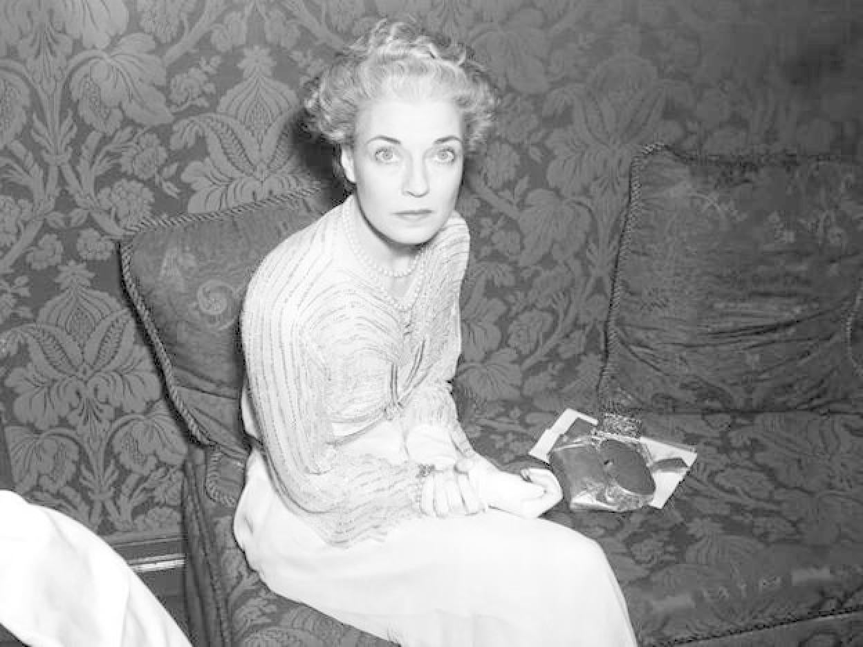 Mona Von Bismarck, 'condesa' de Kentucky y musa de Balenciaga