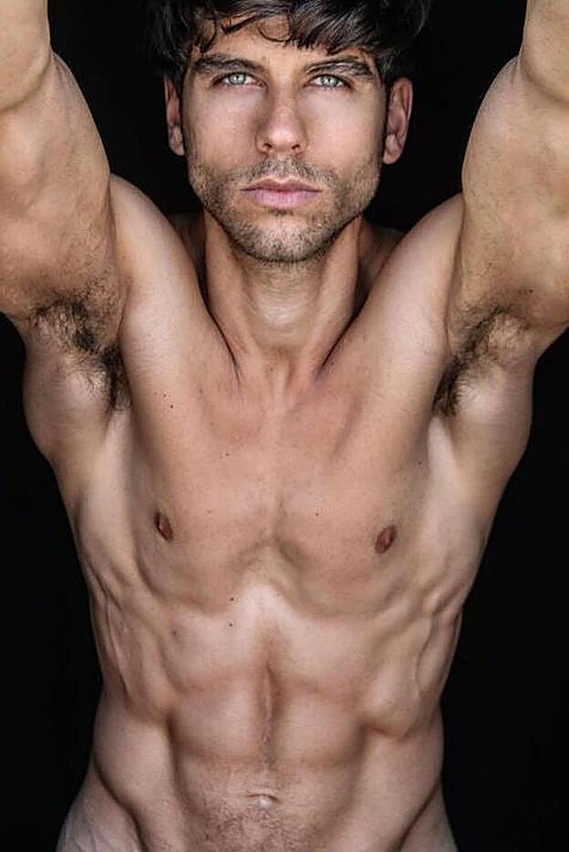 En su perfil de Instagram puedes encontrar rutinas para trabajar distintos grupos musculares