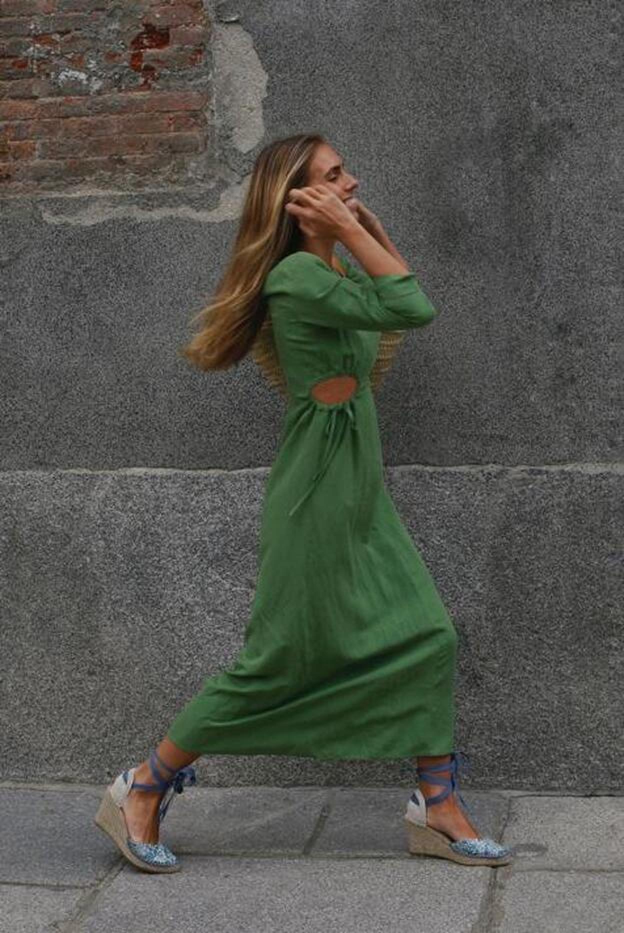 Pincha en la imagen para ver las alpargatas de esparto de nueva temporada van a ser tus aliadas de los looks de primavera más cómodos y originales (y sabemos dónde están los diseños más bonitos).