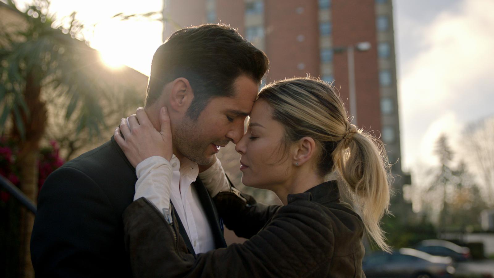 Lucifer. Segunda parte 5ª temporada. Netflix. 28 de mayo.El malvado más sexy de la ficción actual regresa con una nueva entrega de sus aventuras con ocho episodios cuyo rodaje se vio retrasado por la pandemia mundial. En ellos podremos descubrir qué sucede entre Lucifer y Chloe Decker, cuya relación se encontraba en un momento muy importante cuando los vimos por última vez.