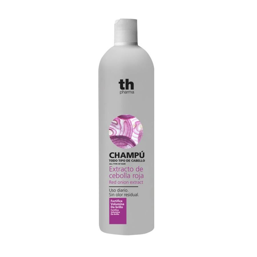 El champú con extracto de Cebolla Roja de TH Pharma (5 euros) tiene una fórmula suave y de uso diario que estimula el crecimiento del cabello, aportando brillo y suavidad.