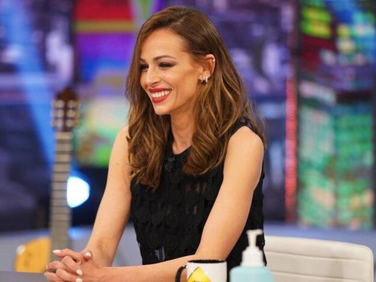 Pincha en la imagen para ver las compras de la semana: de los nuevos vaqueros de Zara que tienes que ver hoy a las sandalias de Stradivarius y H&M que te solucionarás todos tus looks.