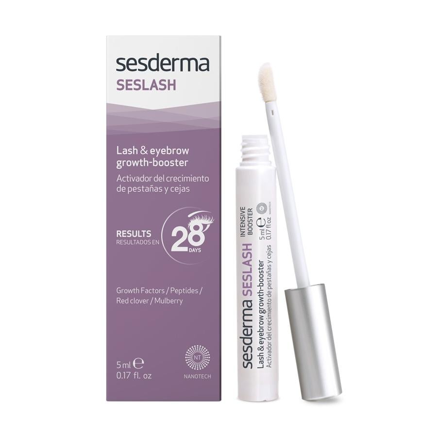 Sesderma Seslash (20,10 euros)  es un sérum que ayuda a activar el crecimiento de las pestañas y las cejas, consiguiendo así una mirada intensa. Sus burbujas lipídicas permiten transportar los principios activos directamente a la raíz de las pestañas y las cejas y activar su crecimiento.