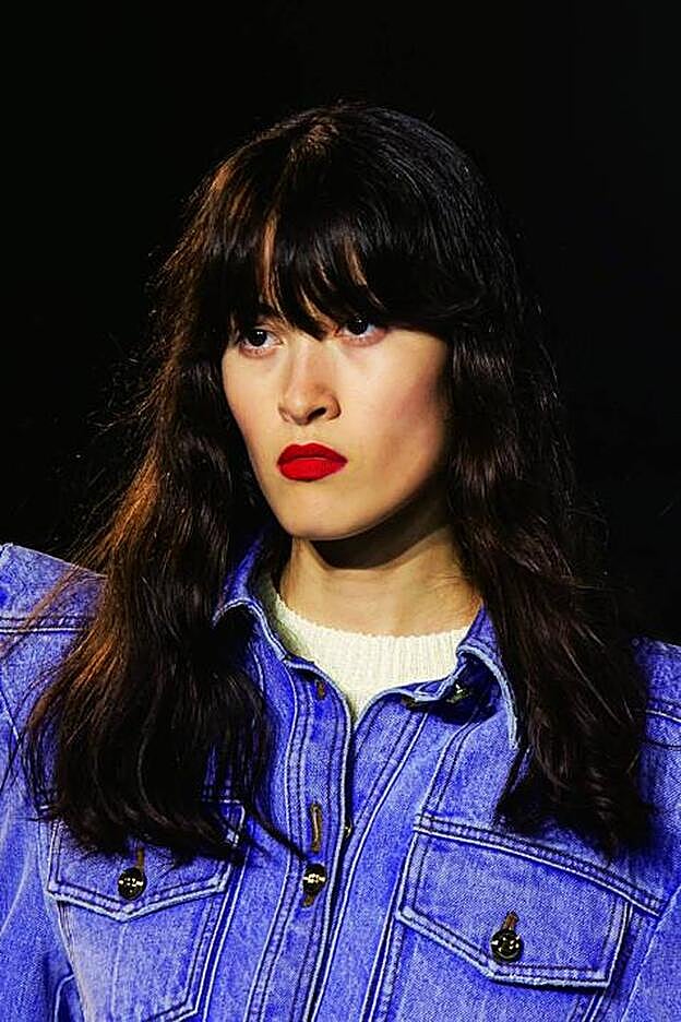 Fran Galán recomienda el flequillo tupido para los rostros alargados