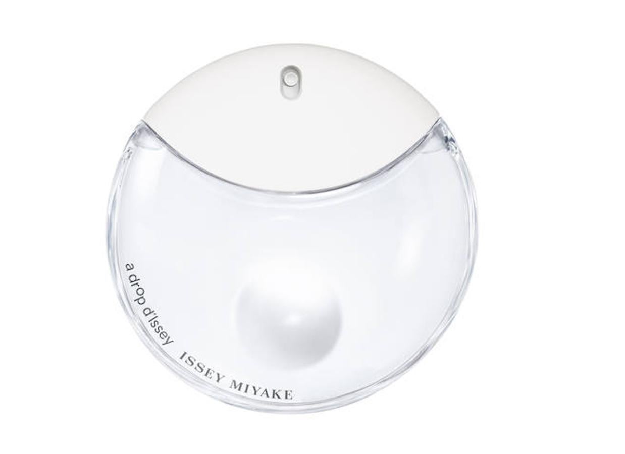 Su frasco con forma de gota tiene un compromiso sostenible, empleando un 5% de vidrio reciclado PCR y está diseñado para emplear la cantidad necesaria sin ningún tipo de exceso. Creado por Ane Ayo, tiene en sus notas de salida rosa de Damasco mientras que en su corazón se emplaza la lila creándose una composición muy femenina. (50ml 86 euros)