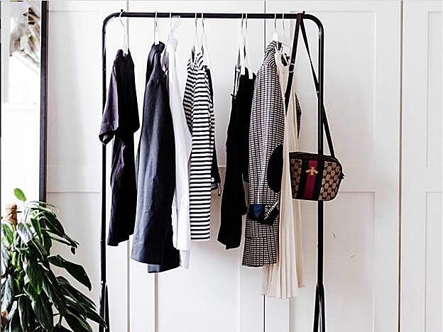 Estas son las perchas mejor valoradas en Amazon que todo el mundo quiere para colgar la ropa porque ocupan poco espacio y las prendas no se arrugan