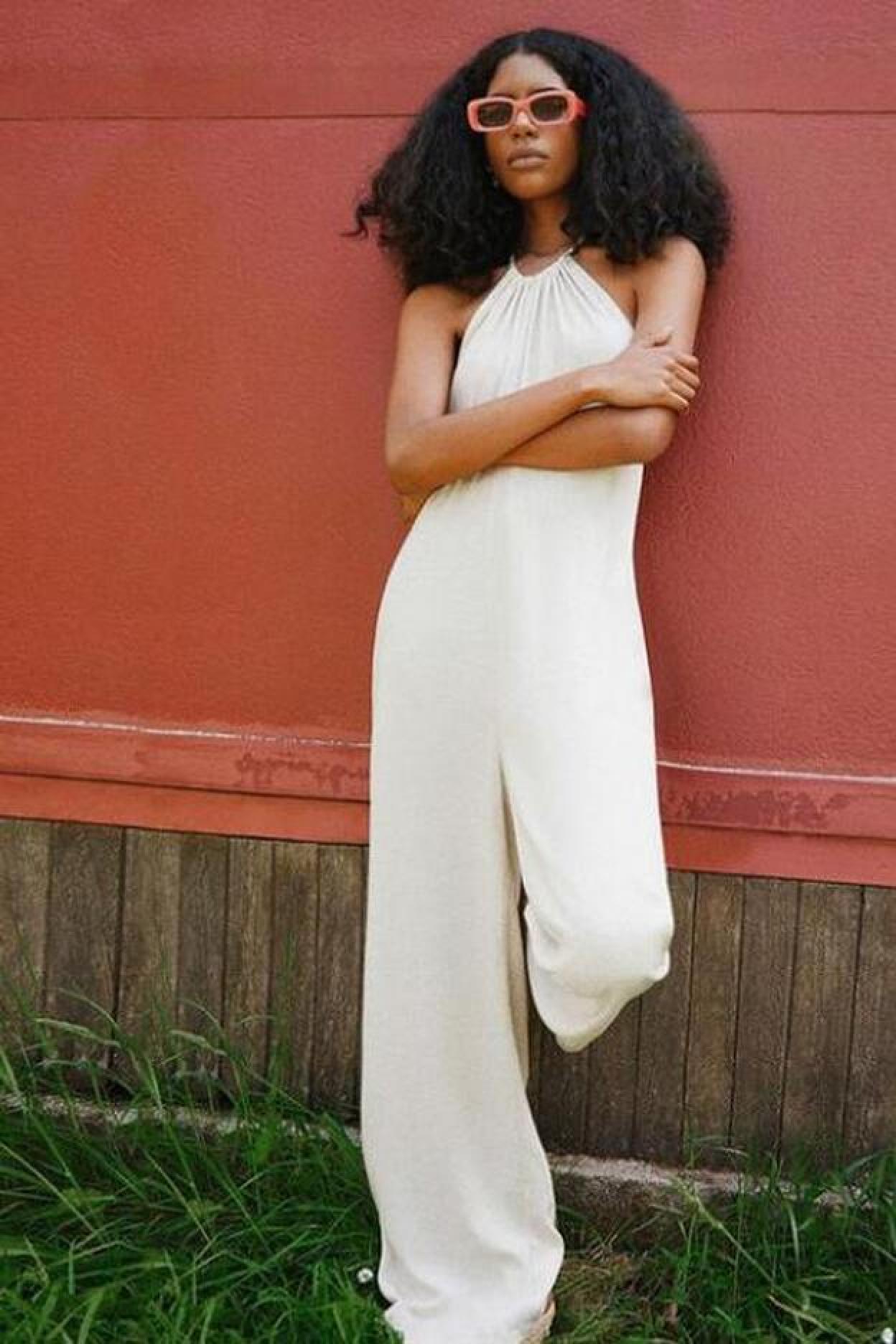 Pincha en la imagen para descubrir las prendas que ha rebajado Women's secret y son perfectas para ir a la playa con mucho estilo.