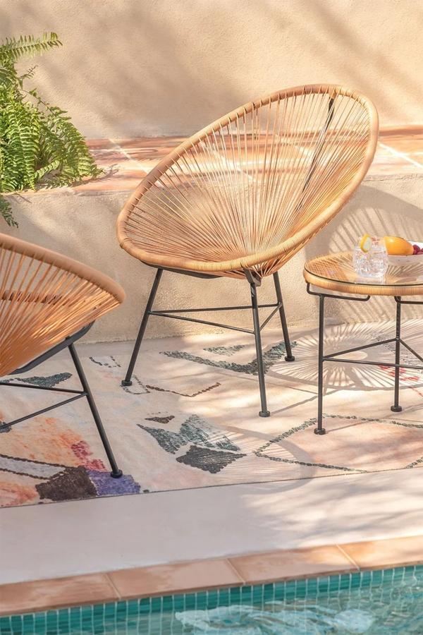 Disponible en varios colores, esta silla con patas en metal, tiene un precio de 52,99 euros.