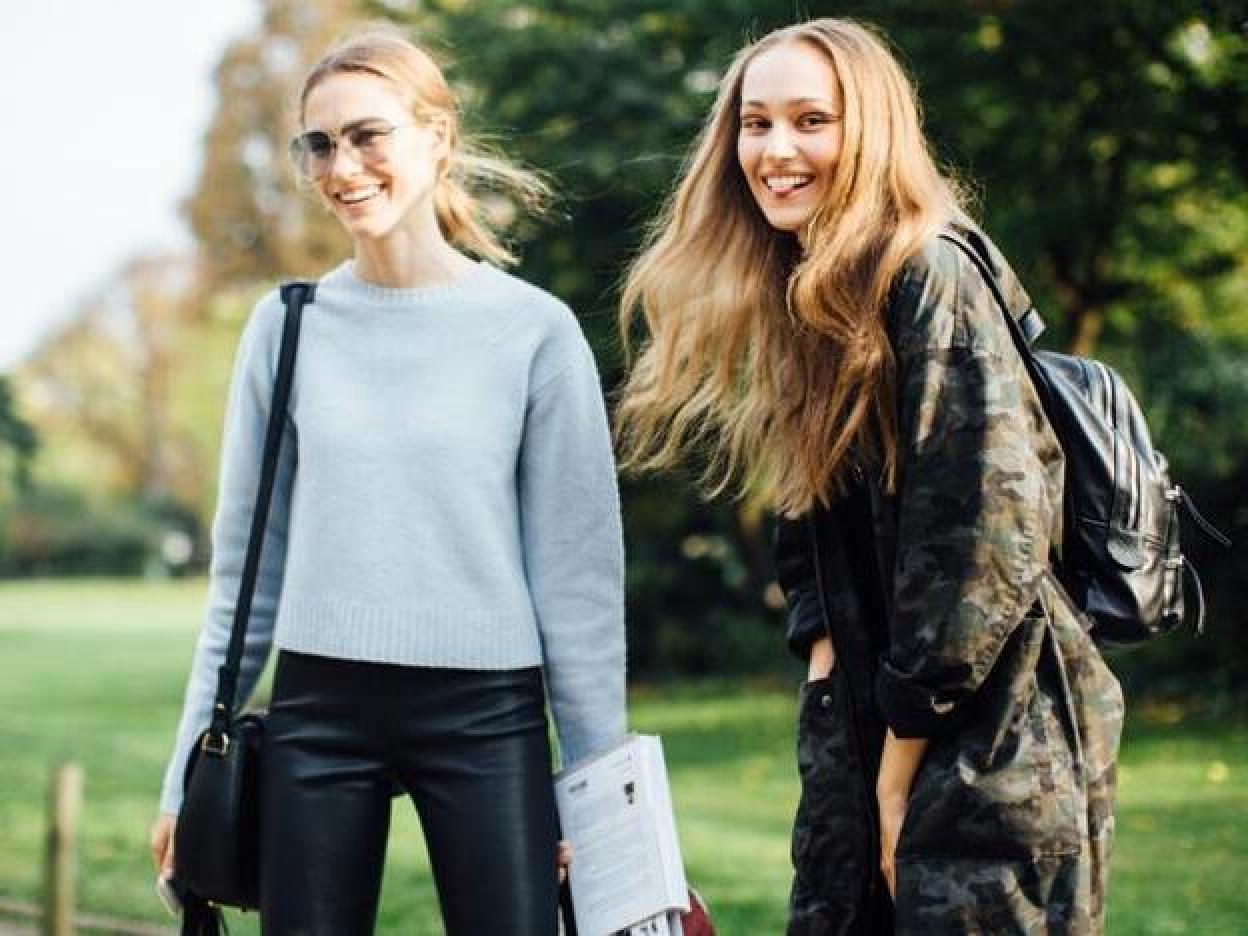 Pincha en la imagen para conocer los mejores aceites faciales para hidratar tu cara y darle un aspecto glow.