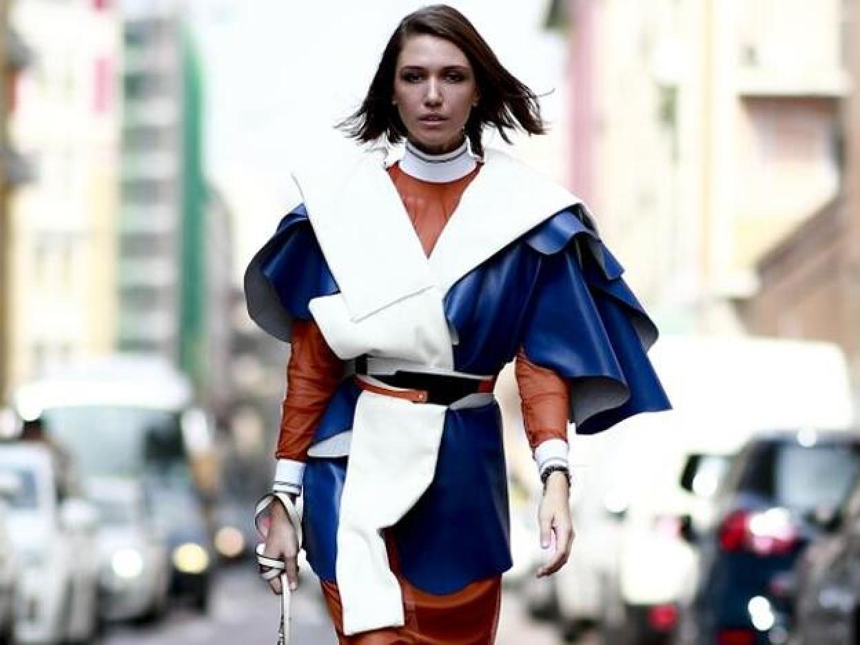 Pincha en la imagen para conocer los mejores sérums con ácido hialurónico con los que aportarás un extra de hidratación al rostro.