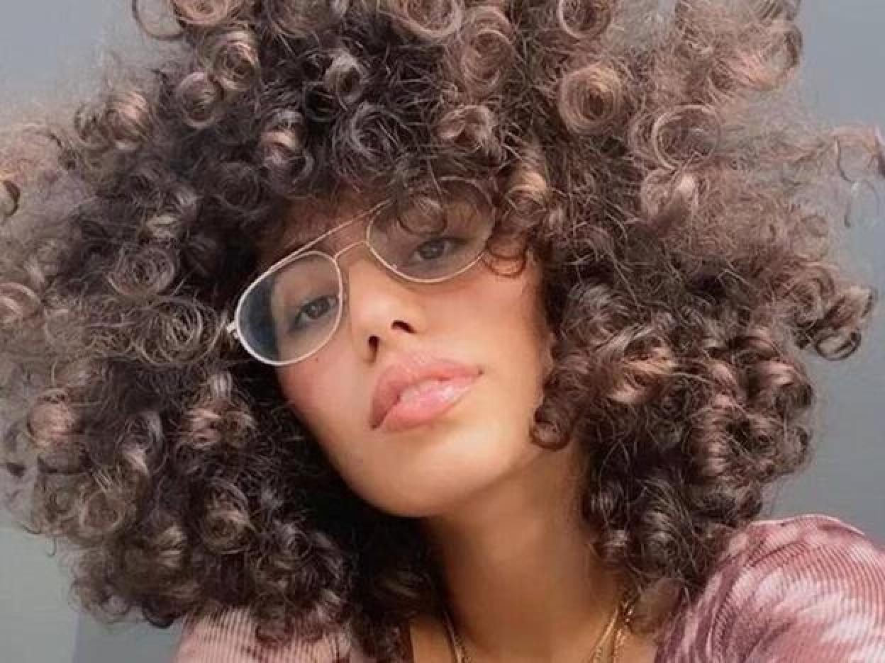 Pincha en la foto para descubrir el champú micelar, la solución para limpiar en profundidad que es perfecta si tienes el pelo graso