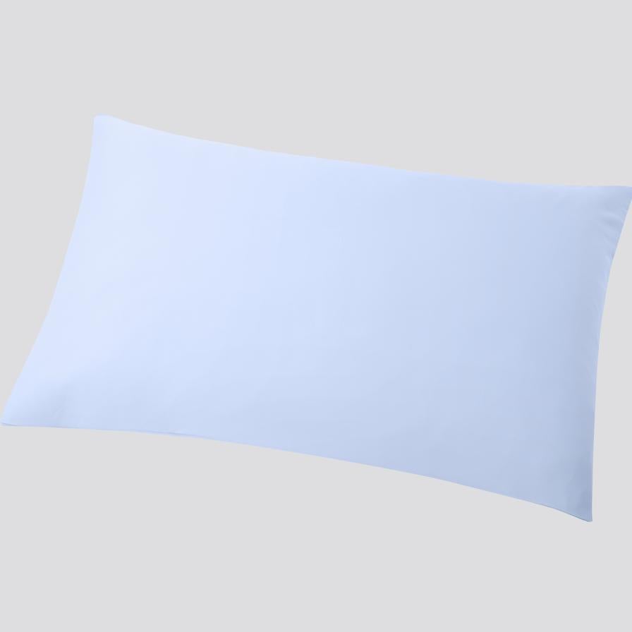 Las medidas de una funda de almohada clásica son estas, es decir, 76x50 centímetros. Ficha esta opción en color azul, y dale un toque veraniego al dormitorio. Cuesta, al igual que el cudrante, 9,90 euros.