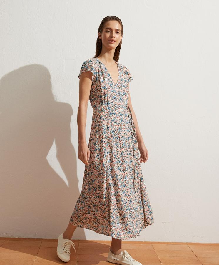 Vestido con estampado de flores de Oysho (35,99 euros)