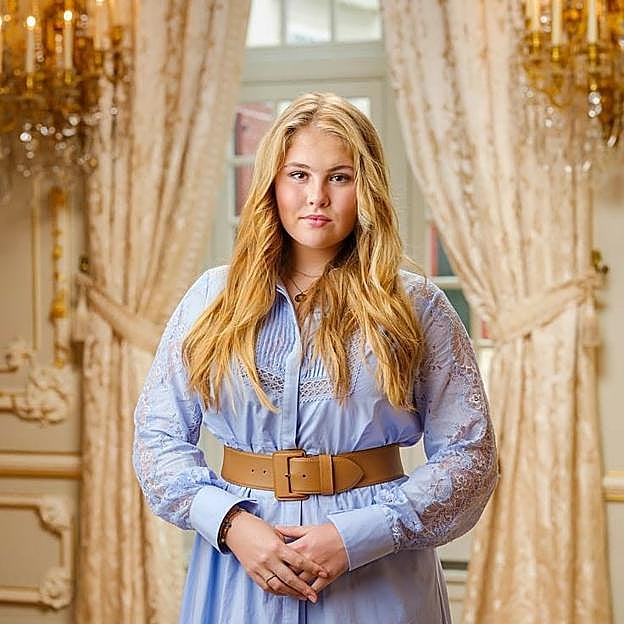 Catalina Amalia de Orange en Mallorca: la hija mayor de la reina Máxima de los Países Bajos la lía en su primer (y polémico) viaje sin sus padres