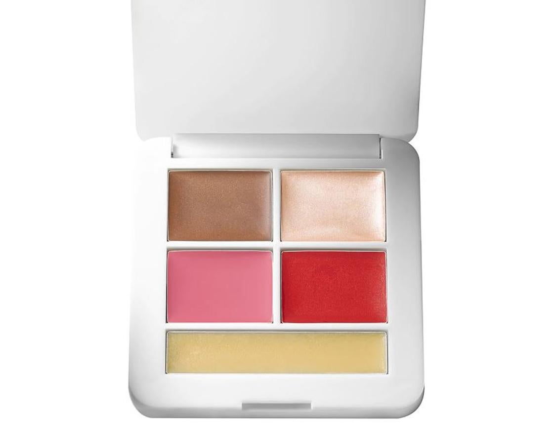 La paleta de la colección Pop de la firma de la maquilladora Rose-Marie Swift contiene: Buriti Bronzer, un bronceador en crema brillante y fondant; Iluminiador mágico, con luz de luna - tono champán; Lip2cheek Demure, un rosa suave con un toque malva; Lip2cheek Beloved, un rojo amapola; y Simply Vanilla Balm, un poderoso humectante para los labios, la piel y el área de los ojos. Cuesta 47,99 euros.