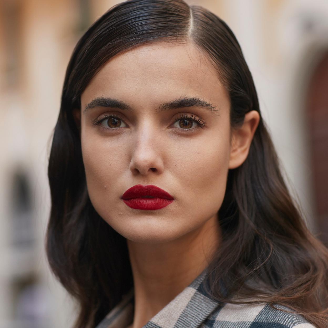 Haz click en la imagen para descubrir ocho contorno de ojos con retinol para recuperar la mirada a los 50 y eliminar arrugas, bolsas y ojeras.