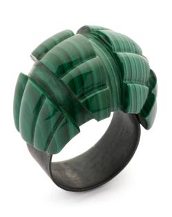 Imagen secundaria 2 - Las marcas de joyas más originales y elegantes que necesitas conocer si quieres hacer tu estilo único