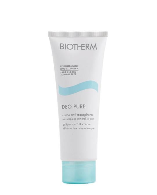 Este desodorante en crema ‘Déo Pure’ de Biotherm ayuda a regular la transpiración durante todo el día. Proporciona una piel suave, limpia y se aplica fácilmente. Está disponible en El Corte Inglés por un precio de 18,20 euros.