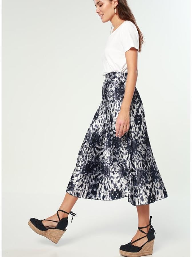 Con efecto tie dye, de Venca (16,99 euros).