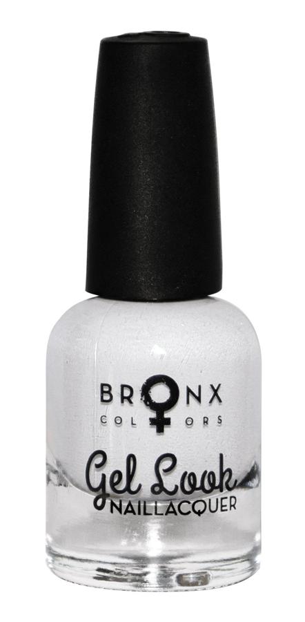 Los esmaltes de Bronx Colors logran en pocos minutos una cobertura total. Además de conseguir una manicura perfecta, la firma tiene precios muy económicos. 1,99 euros. 