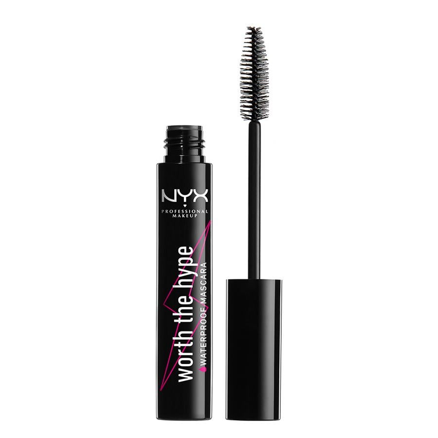 Si hay una marca que tiene maquillaje para cualquier momento es NYX. La máscara de pestañas NYX a parte de ser resistente al agua tiene un acabado natural o dramático. ¿Cuál prefieres? Sin importar que final selecciones, tu mirada tendrá una duración infinita. 8,90 euros