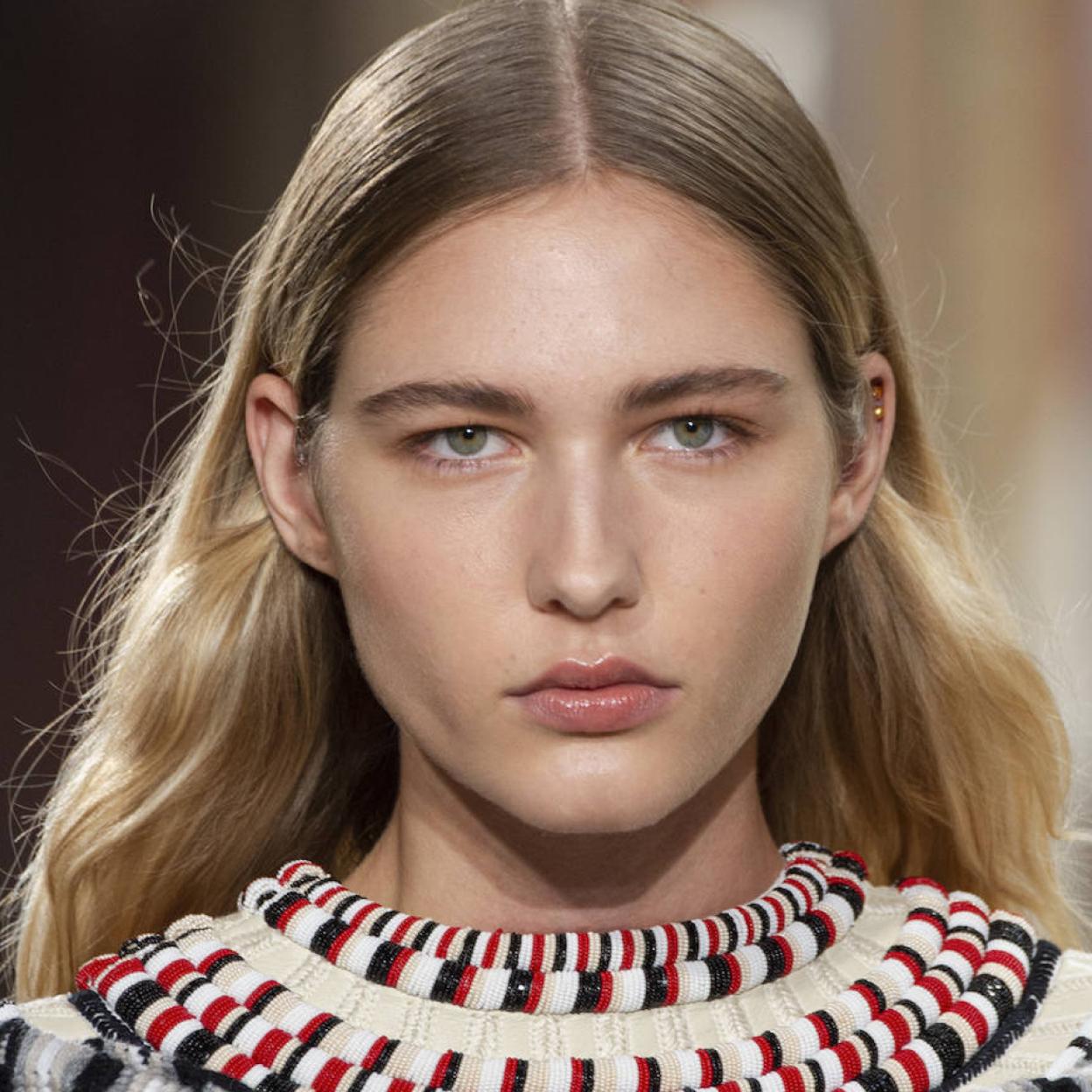 Pincha en la foto para ver los mejores protectores solares para piel grasa y con acné para tomar el sol sin sorpresas