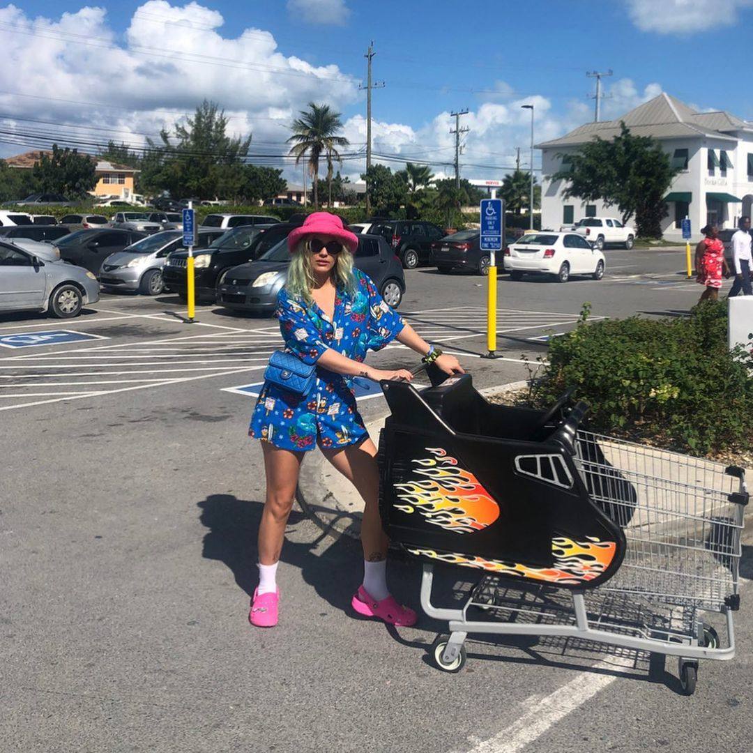 Otro clásico: las Crocs. Los zuecos de goma sin los que Frank Cuesta no podría vivir. Ahora, son super 'chic'.