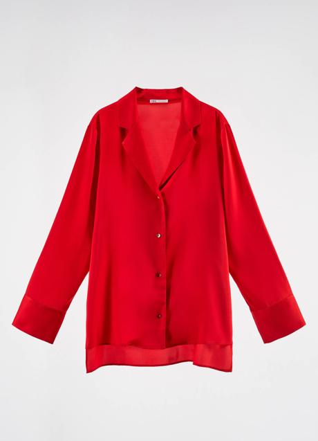 Imagen - Con manga larga y cierre frontal con botones, esta camisa está confeccionada en un tejido fluido que sienta genial.