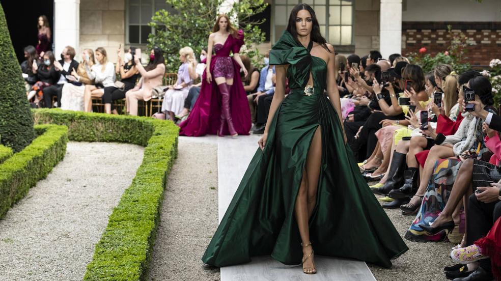 El futuro de la alta costura según Fendi y Zuhair Murad pasa por una vuelta a la elegancia clásica