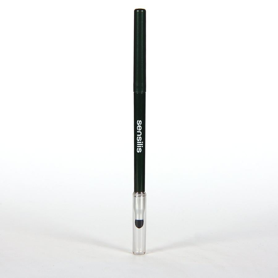 No podría faltar un lapiz de ojos en la guía para ojos sensibles. El productos más recomendado es el de Sensilis por estar formulado con vitaminas C y E. Está testado oftalmológicamente y es apto para todo tipo de pieles. 10,85 euros