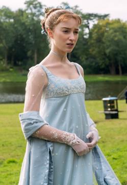 Imagen secundaria 2 - De Gossip Girl a Los Bridgerton: las series de televisión son las verdaderas responsables de marcar las nuevas tendencias de la moda