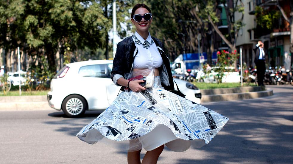 Lisa o estampada, la prenda que no puede faltar en tu armario este verano es una falda blanca