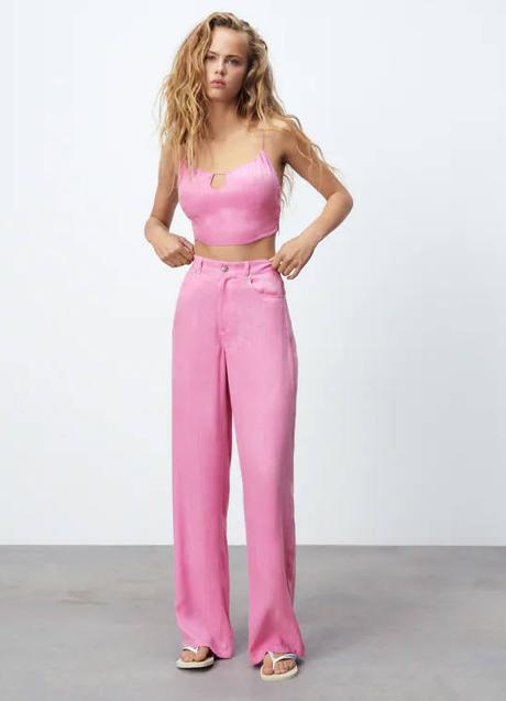 Imagen - El pantalón rosa de Rocío Osorno puedes encontrarlo en Zara