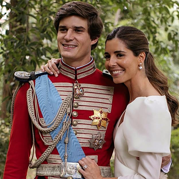 Quién es quién en «la tribu» de Belén Corsini, condesa de Osorno