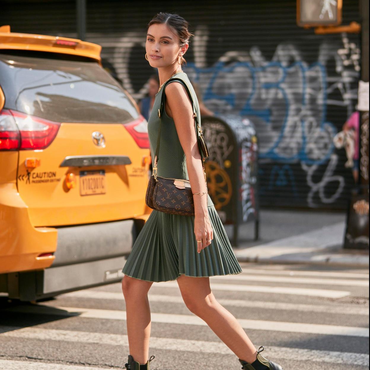 Pincha en la imagen para descubrir los vestidos de la nueva colección de Zara que apuestan por los diseños tendencia del momento para colarse en nuestra maleta.