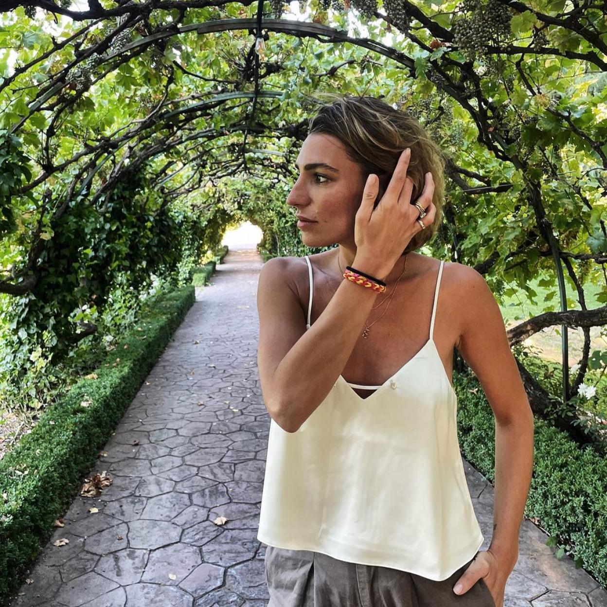 Eugenia y Claudia Osborne son dos de las influencers más potentes de la familia Osborne. Si quieres ver los mejores looks de Claudia en Instagram, pincha en la imagen.