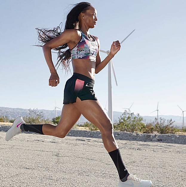 ¿Por qué es más difícil perder peso en verano? Hay razones científicas: tu propio cerebro boicotea la operación bikini