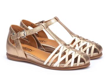 Imagen secundaria 1 - Las cangrejeras de Zara Home y otros modelos con los que cambiar tus sandalias y conseguir los mejores looks del verano