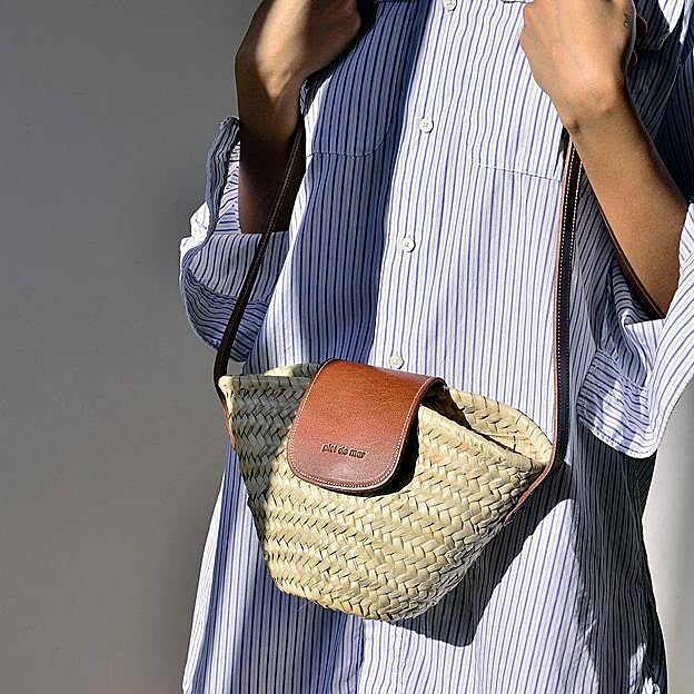 El Celo es color avella pega con todo