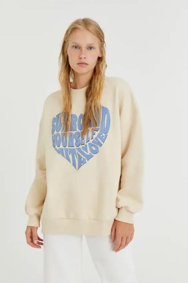 De Pull&Bear (22,99 euros).