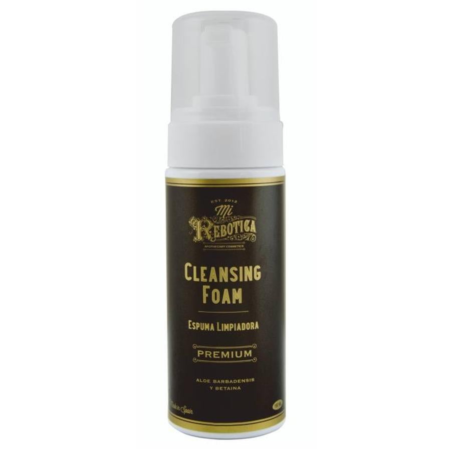 Pensado específicamente para pieles secas y formulada con aloe vera, tiene propiedades calmantes e hidratantes. Su textura es agradable limpiando hasta las pieles más sensibles. Su aroma a melocotón te sorprenderá desde el primer momento. (13,50 euros)