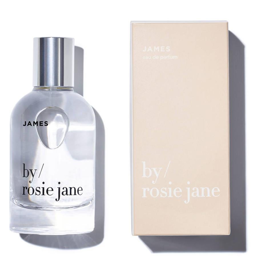 Esta colección de fragancias, disponible en Sephora, es la máxima representación del olor a limpio. Creadas en Estados Unidos y con la transparencia como bandera, tiene en James a su propuesta mas fresca ya que está inspirada en las últimas noches de verano. Entre sus aromas principales se encuentran el higo, el ámbar y la gardenia. (53,99 euros)