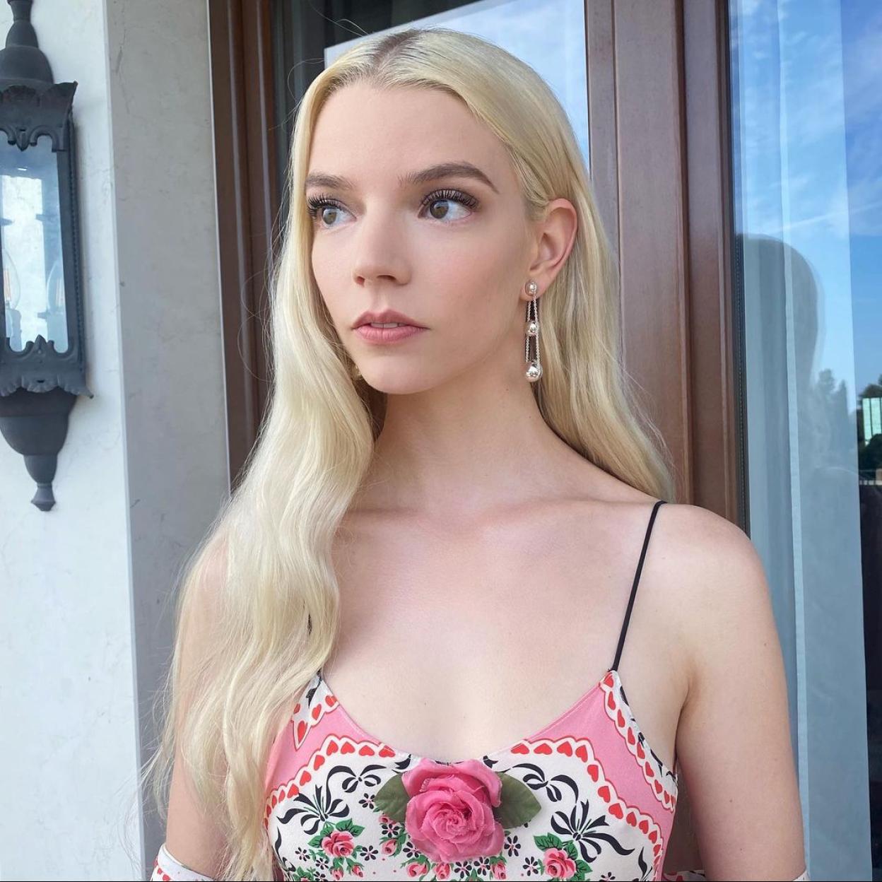 Pincha en la imagen para descrubrir otras 9 bases de maquillaje invisibles y perfeccionadores, con efecto muy natural.