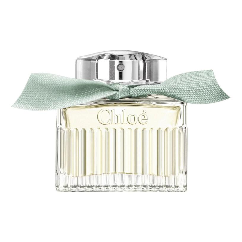 Un clásico de cada temporada es la colonia de Chloé. Esta vez contiene aromas que hacen más salvaje y auténtica a cualquier mujer. Esta colonia es vegana y contiene ingredientes 100% naturales (45,99 euros).