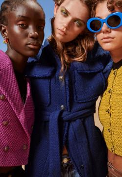 Imagen secundaria 2 - Chaqueta con estructura de la nueva colección de otoño de Zara. La de color rosa o la amarilla tienen un precio de 39,99 euros mientras que la azul con cinturón podrá ser tuya por 59,99 euros. 